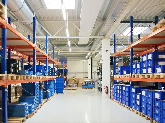 digades logistics solutions - Warehouse in the production centre