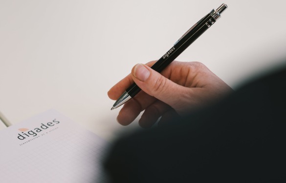 digades-Block-und-Stift