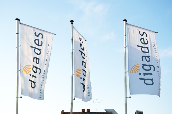 Flags in front of the digades building