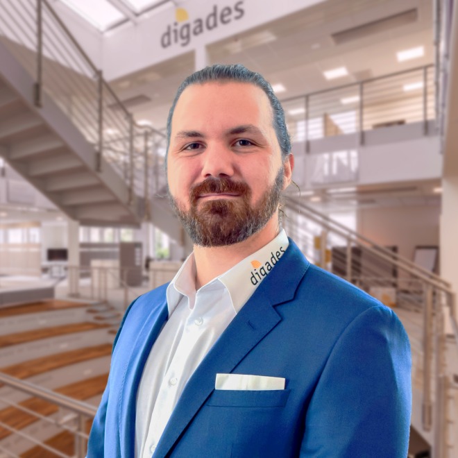 Tim Berger, stellvertretender Geschäftsleiter der digades GmbH und Leiter der Niederlassung Dresden